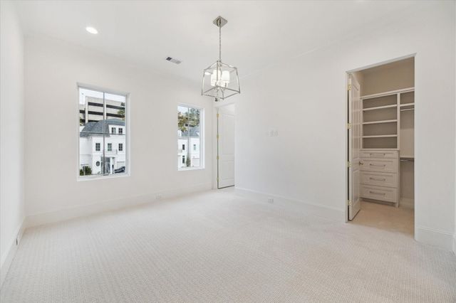 25 Wentworth Gate Path, Houston, TX 77027