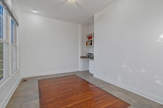 101 Governors Point Boulevard, Hendersonville, TN 37075