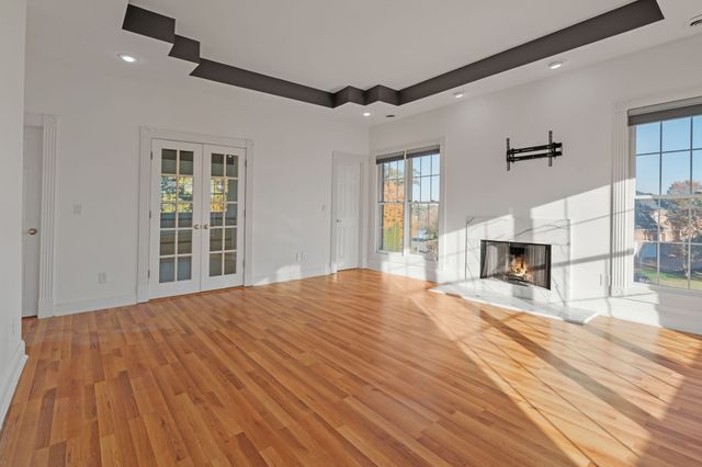 101 Governors Point Boulevard, Hendersonville, TN 37075