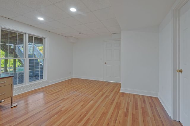 101 Governors Point Boulevard, Hendersonville, TN 37075