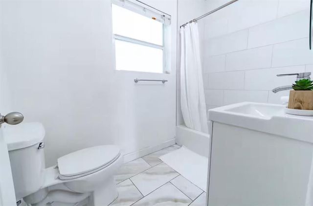 2617 NE 13th Court, Fort Lauderdale, FL 33304