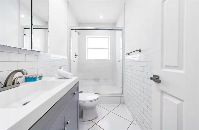 2617 NE 13th Court, Fort Lauderdale, FL 33304