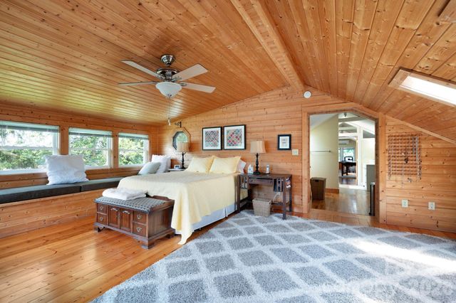 90 Jonestown Road, Asheville, NC 28804