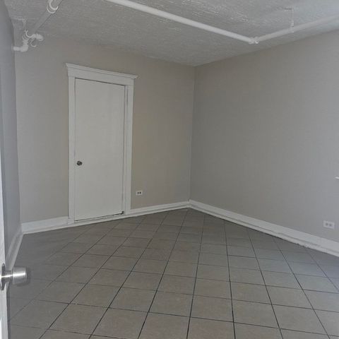 1825 S Lawndale Avenue, Chicago, IL 60623