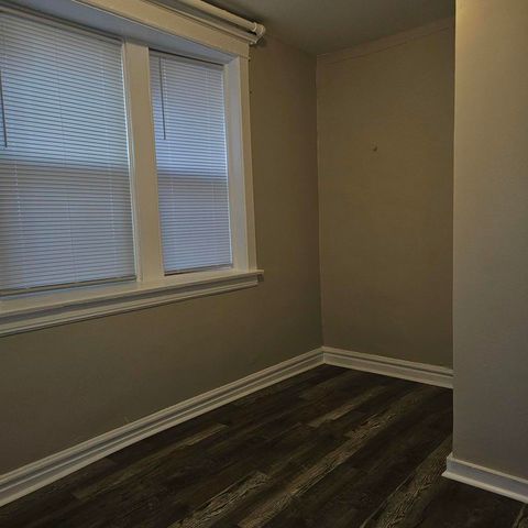 1825 S Lawndale Avenue, Chicago, IL 60623