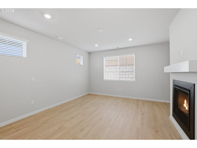 16849 Sw Rubicon Ln, Tigard, OR 97224
