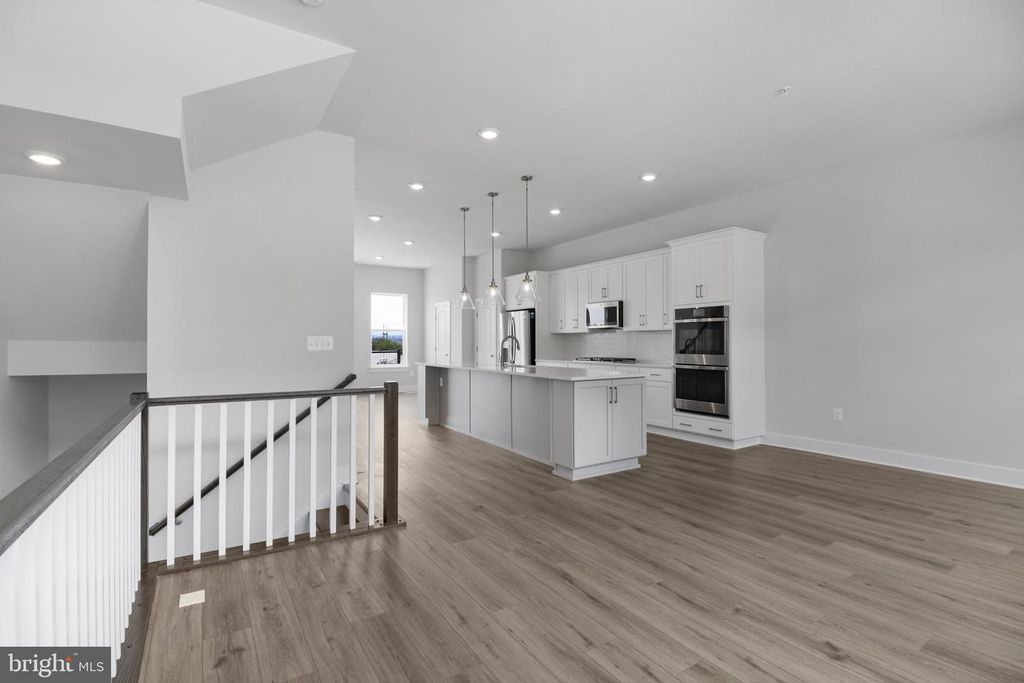 2616 FERRY BAR DR, Baltimore, MD 21230