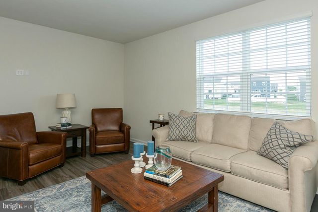 354 GUMSPRING DR, Charles Town, WV 25414