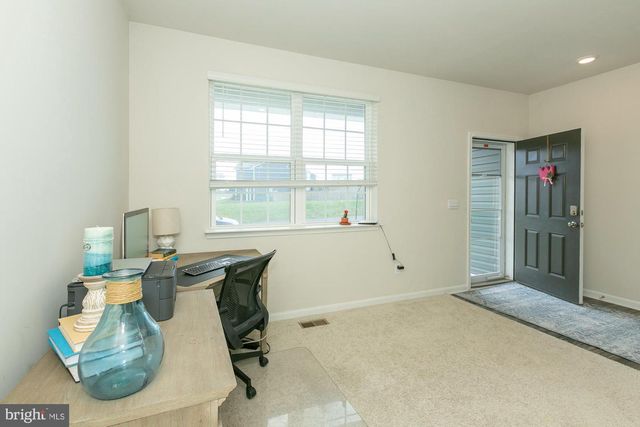 354 GUMSPRING DR, Charles Town, WV 25414