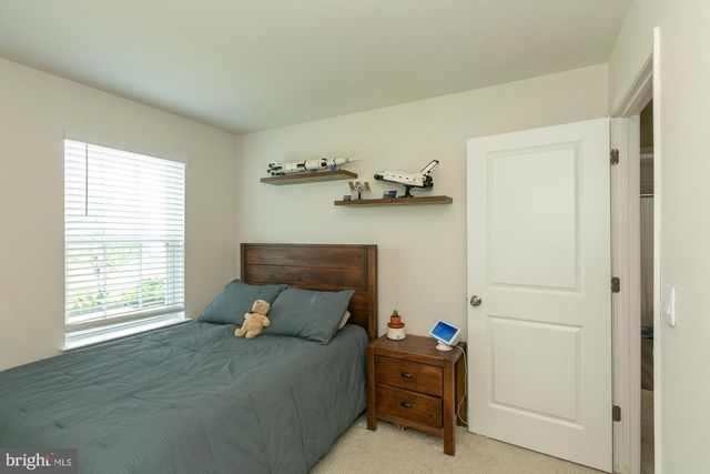 354 GUMSPRING DR, Charles Town, WV 25414