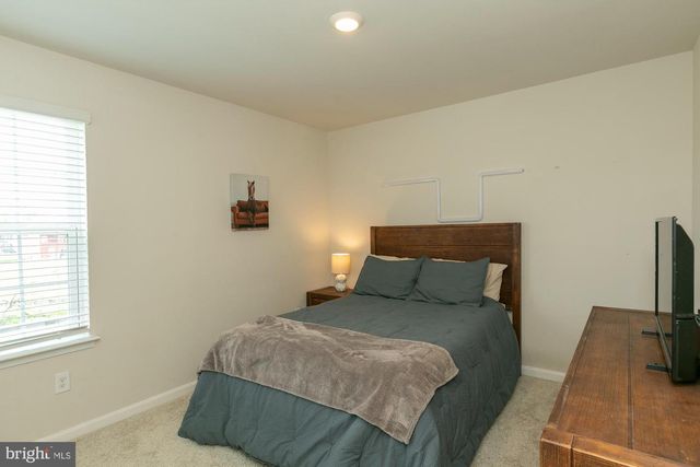354 GUMSPRING DR, Charles Town, WV 25414