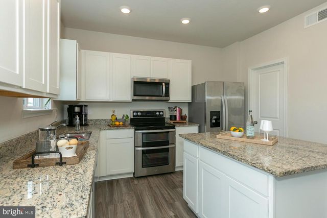 354 GUMSPRING DR, Charles Town, WV 25414