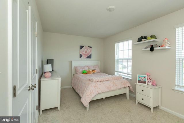 354 GUMSPRING DR, Charles Town, WV 25414