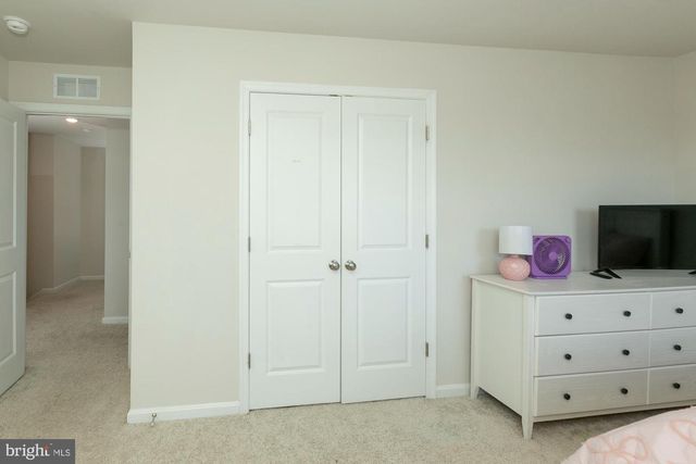 354 GUMSPRING DR, Charles Town, WV 25414