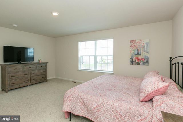 354 GUMSPRING DR, Charles Town, WV 25414