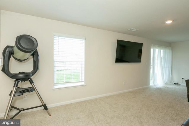 354 GUMSPRING DR, Charles Town, WV 25414