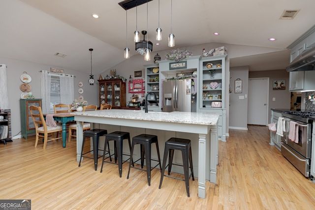 210 Granada Terrace, Warner Robins, GA 31088