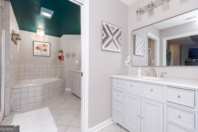 210 Granada Terrace, Warner Robins, GA 31088