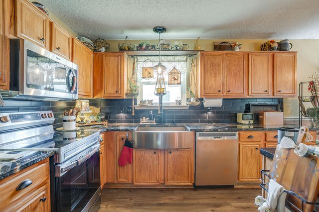 322 Dalhart Drive, Weatherford, TX 76086