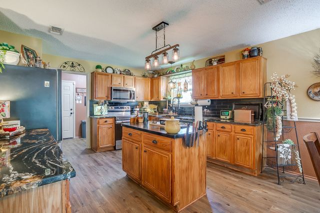 322 Dalhart Drive, Weatherford, TX 76086