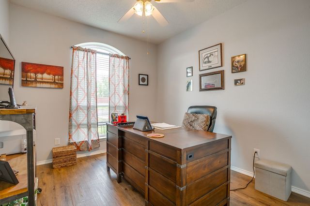 322 Dalhart Drive, Weatherford, TX 76086