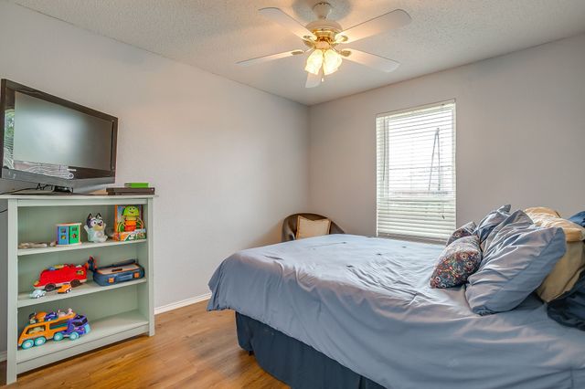 322 Dalhart Drive, Weatherford, TX 76086