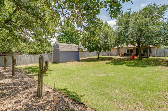 322 Dalhart Drive, Weatherford, TX 76086