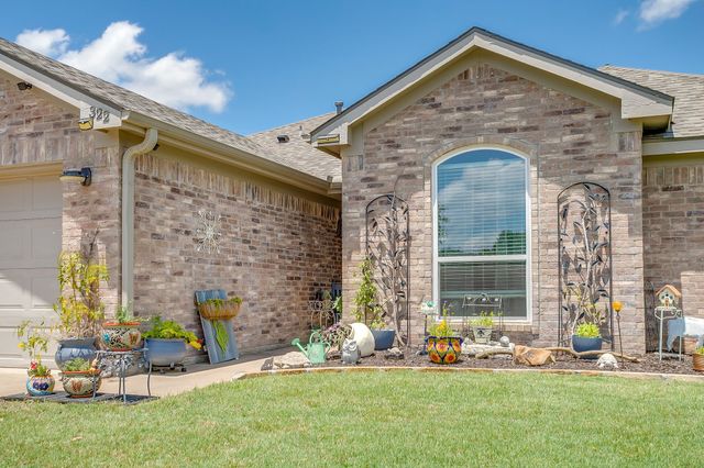 322 Dalhart Drive, Weatherford, TX 76086