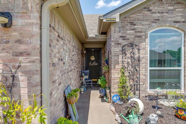 322 Dalhart Drive, Weatherford, TX 76086