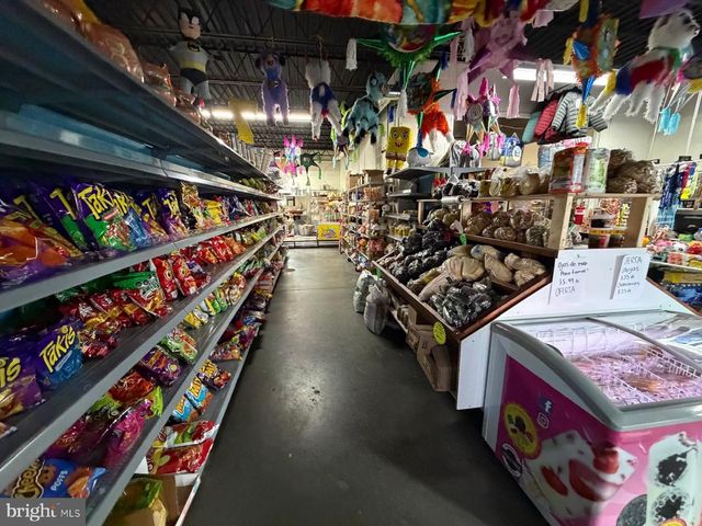 4919 VALLEY PIKE, Stephens City, VA 22655