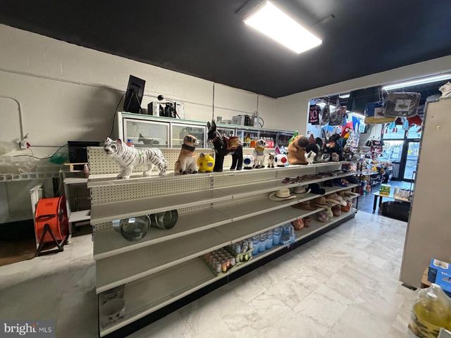 4919 VALLEY PIKE, Stephens City, VA 22655