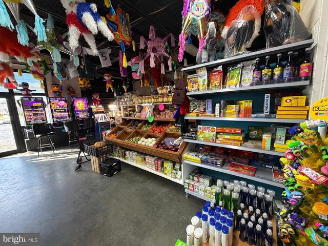 4919 VALLEY PIKE, Stephens City, VA 22655