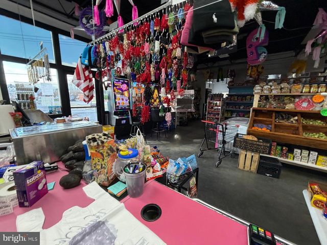 4919 VALLEY PIKE, Stephens City, VA 22655