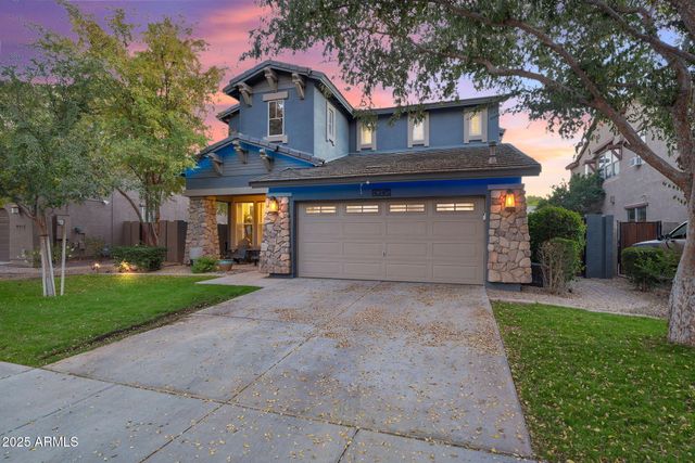 4245 E CULLUMBER Court, Gilbert, AZ 85234