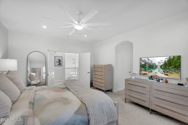 4245 E CULLUMBER Court, Gilbert, AZ 85234