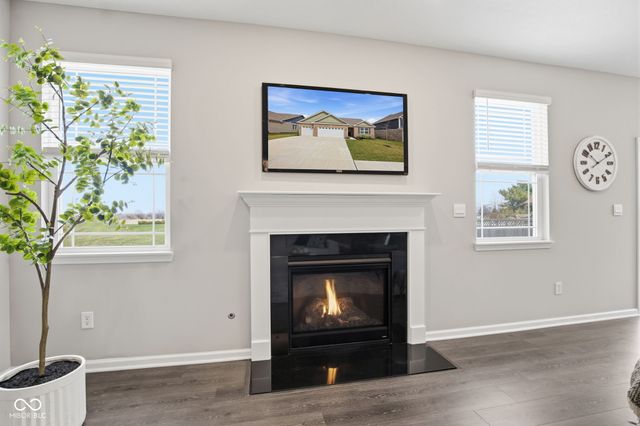 4660 W Tradwell Drive, New Palestine, IN 46163