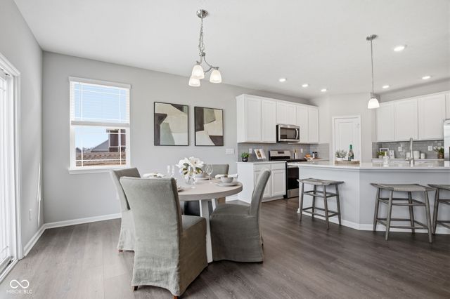 4660 W Tradwell Drive, New Palestine, IN 46163