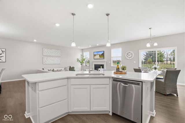 4660 W Tradwell Drive, New Palestine, IN 46163