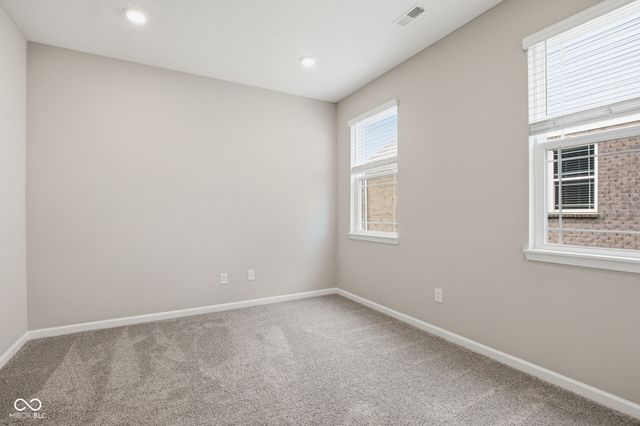 4660 W Tradwell Drive, New Palestine, IN 46163