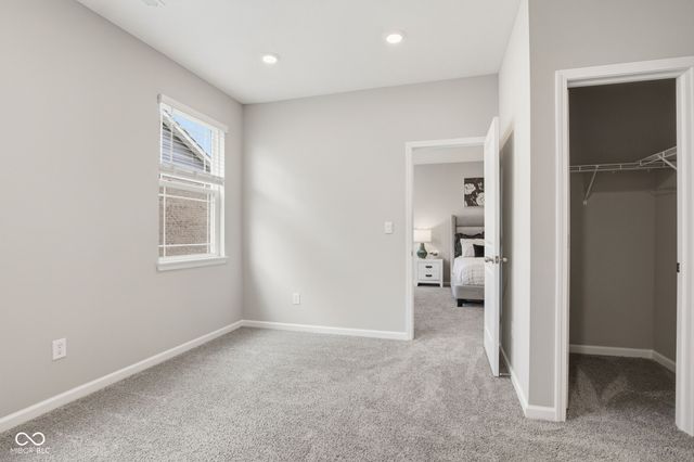 4660 W Tradwell Drive, New Palestine, IN 46163