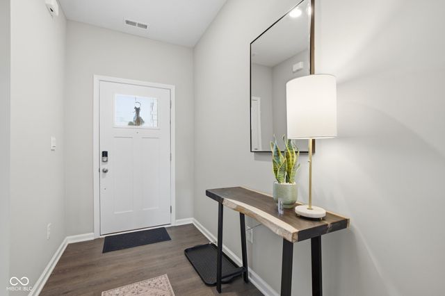 4660 W Tradwell Drive, New Palestine, IN 46163