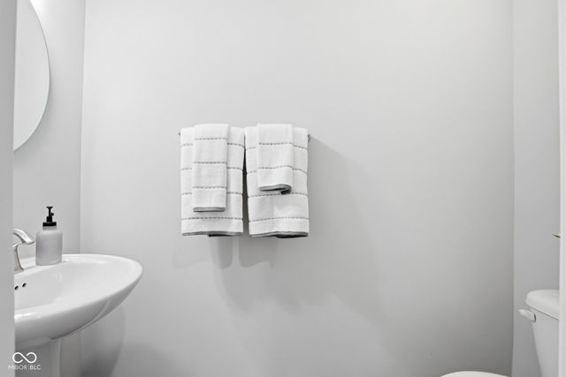 4660 W Tradwell Drive, New Palestine, IN 46163