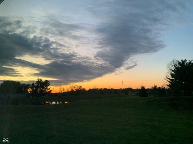 4660 W Tradwell Drive, New Palestine, IN 46163