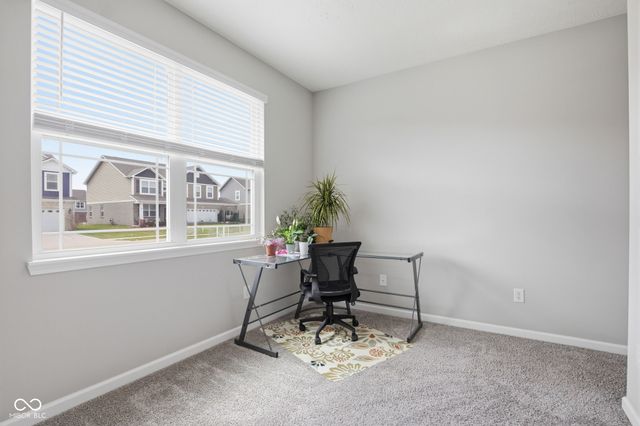 4660 W Tradwell Drive, New Palestine, IN 46163