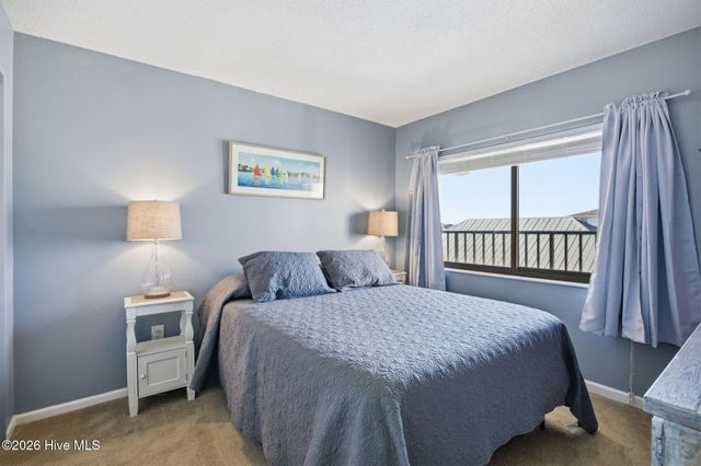 1518 S Lake Park Boulevard 4b, Carolina Beach, NC 28428