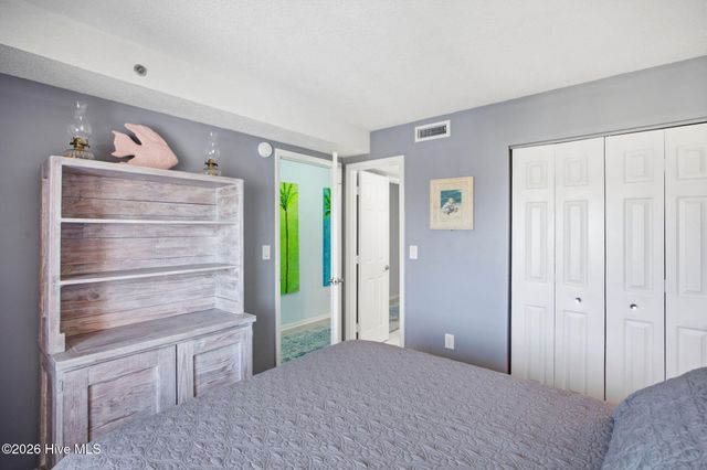 1518 S Lake Park Boulevard 4b, Carolina Beach, NC 28428