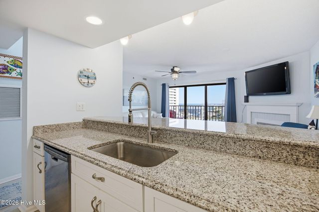 1518 S Lake Park Boulevard 4b, Carolina Beach, NC 28428