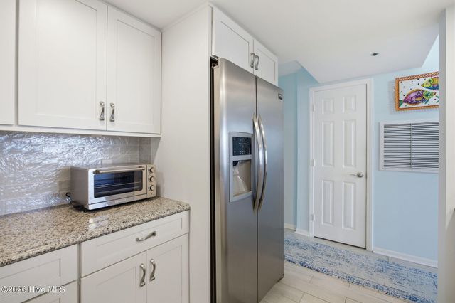 1518 S Lake Park Boulevard 4b, Carolina Beach, NC 28428