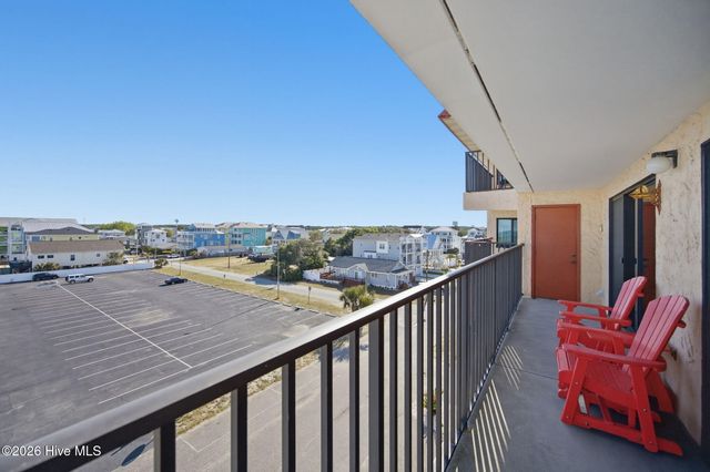 1518 S Lake Park Boulevard 4b, Carolina Beach, NC 28428