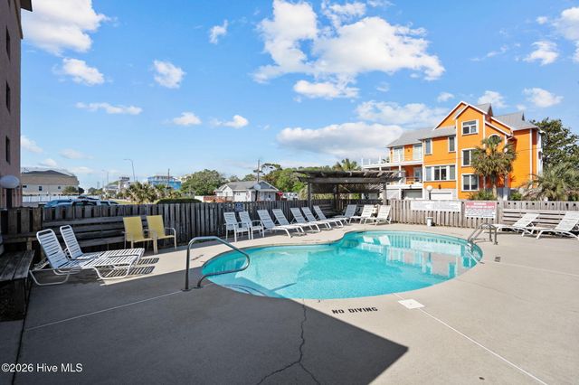 1518 S Lake Park Boulevard 4b, Carolina Beach, NC 28428